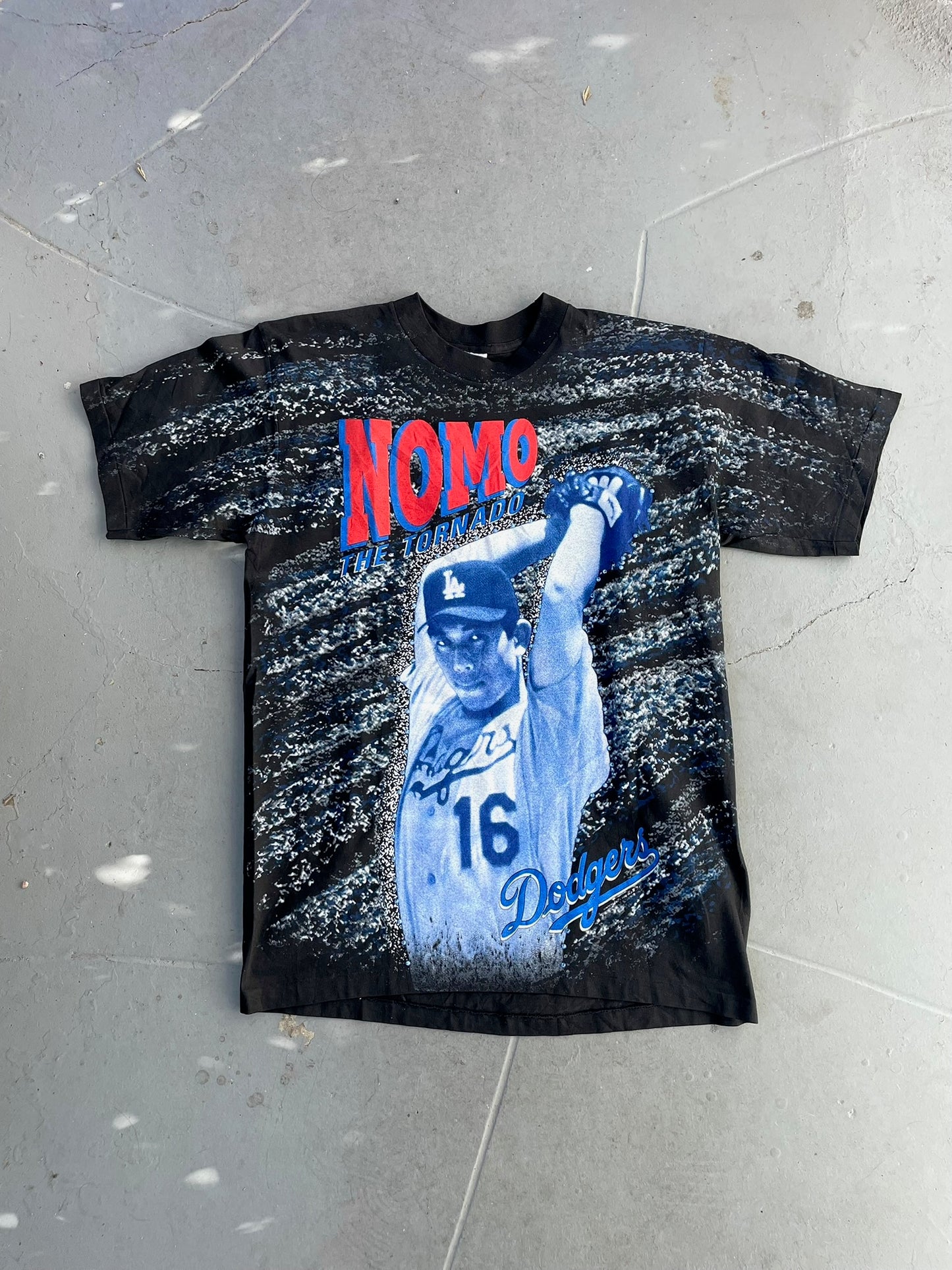 Los Angeles Dodgers - "Nomo The Tornado" T-shirt
